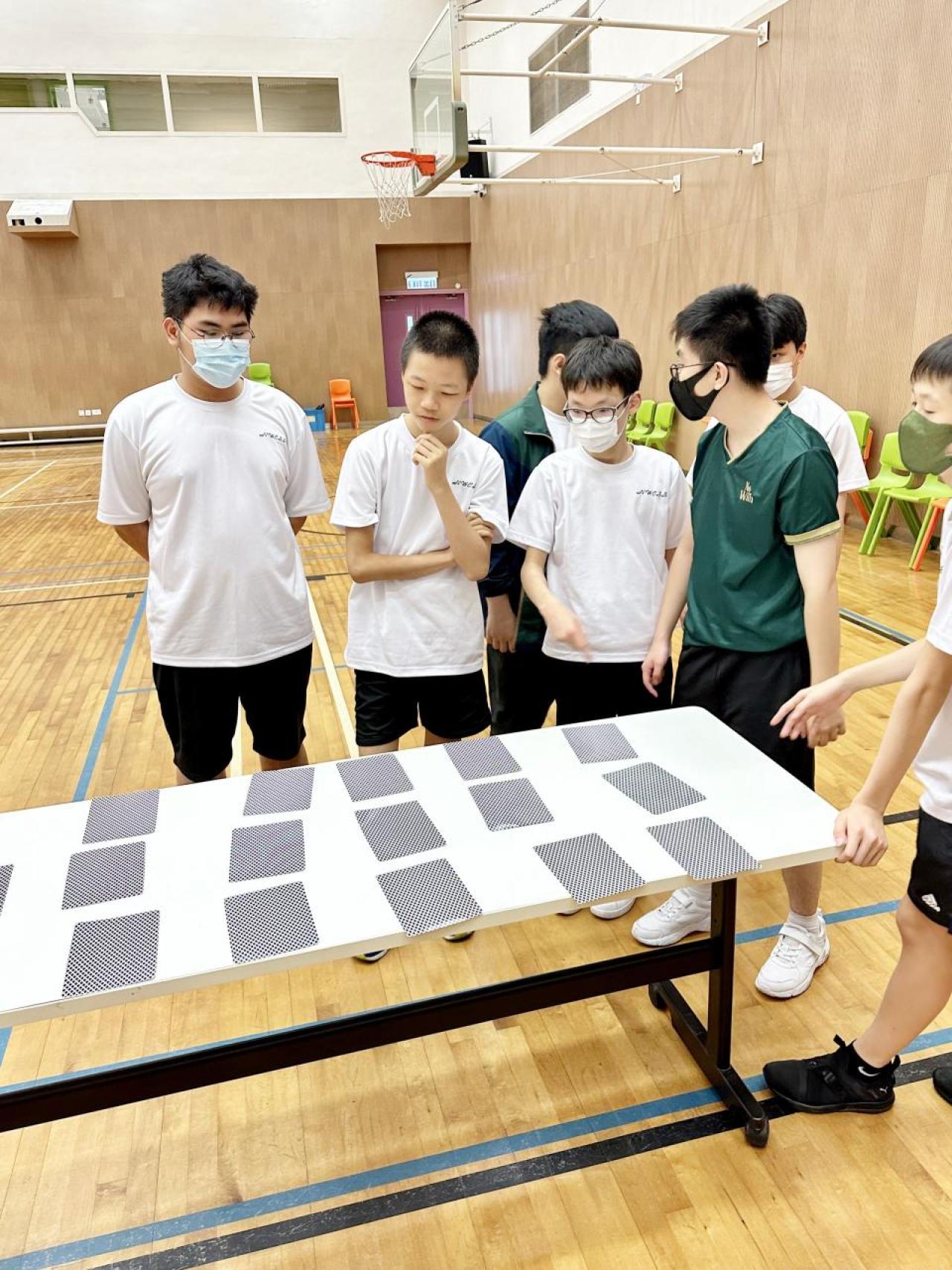 透過遊戲，同學間的情誼增進了不少。